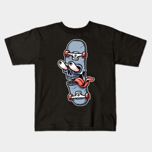 funny skull face skateboard Kids T-Shirt